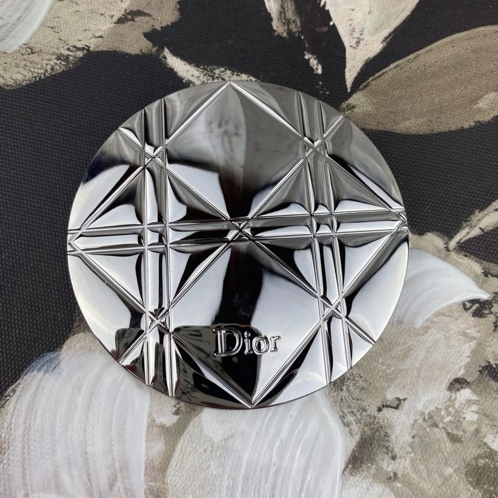 NWT Dior VIP Limited Edition Compact Mirror and Mimi Lipstick Set.